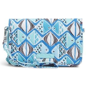 NWT Vera Bradley RFID 3-in-1 x-body Go Fish Blue